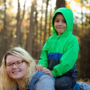 Meet your Posher, April